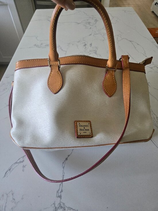 Dooney & Bourke Handbags - DOONEY & BOURKE